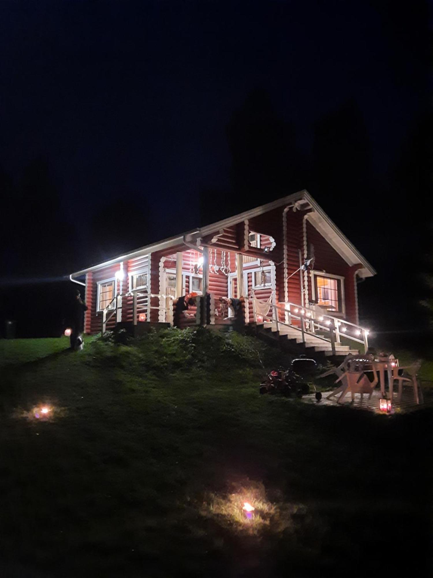 Lapin Villa Hiisi Joen Rannalla Ranua Bagian luar foto
