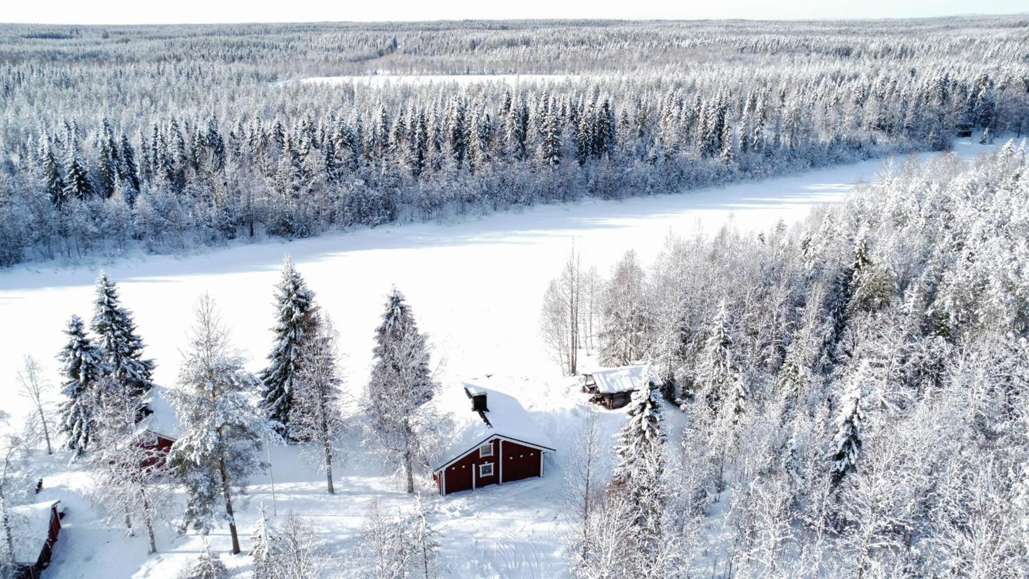 Lapin Villa Hiisi Joen Rannalla Ranua Bagian luar foto